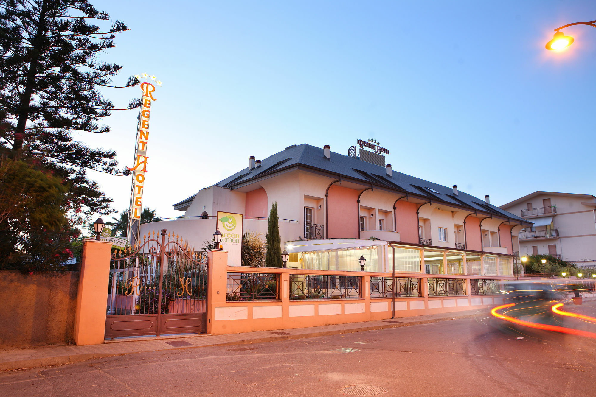 Regent Beach Hotel&Apartments Reggio Calabria Exterior foto